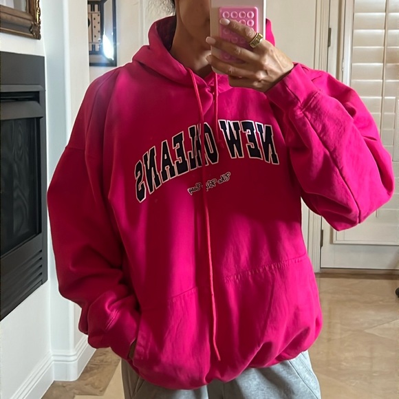 💕Cute hoodie💕 - Picture 2 of 4